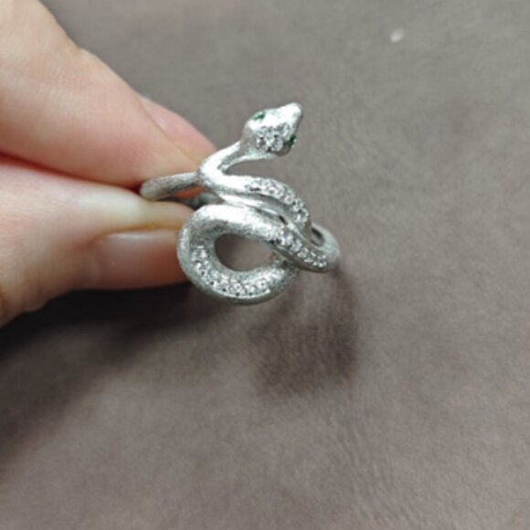Edgy Animal Motif Adjustable Open Ring - Picture 1 of 4
